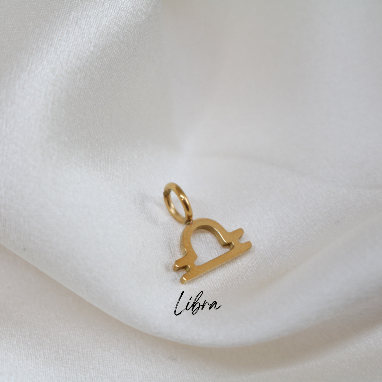 Sternzeichen-Charm aus 18k vergoldetem Edelstahl – Minimalistisches Design