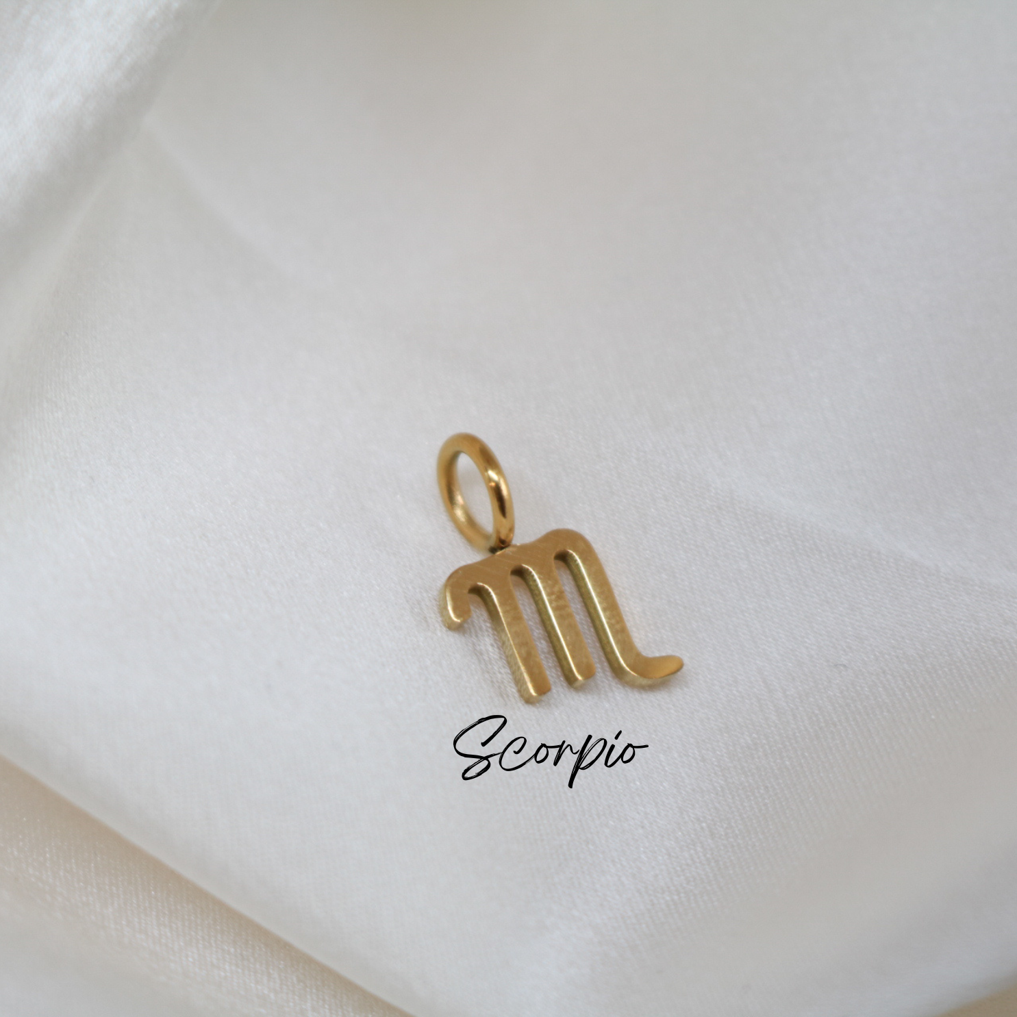 Sternzeichen-Charm aus 18k vergoldetem Edelstahl – Minimalistisches Design