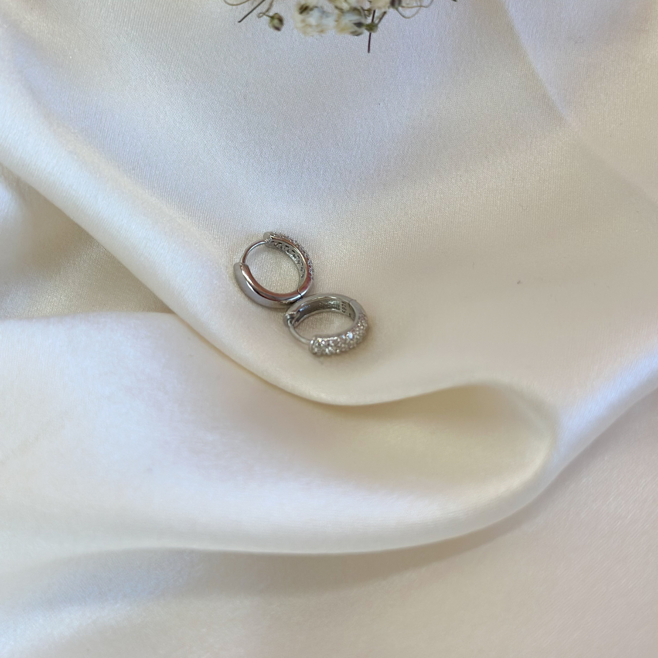 lili Hoop Ohrringe aus Sterling Silber